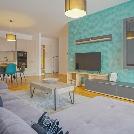 Downtown Premium Apartments Brasov Bagian luar foto
