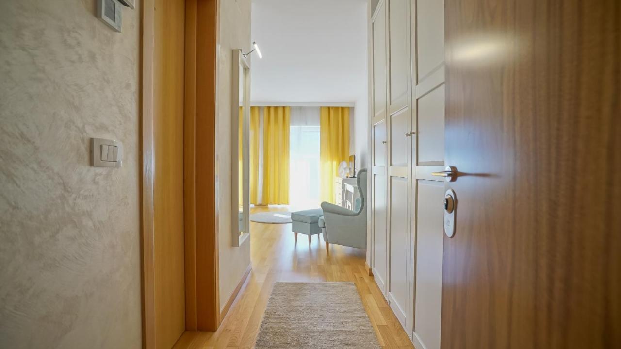 Downtown Premium Apartments Brasov Bagian luar foto