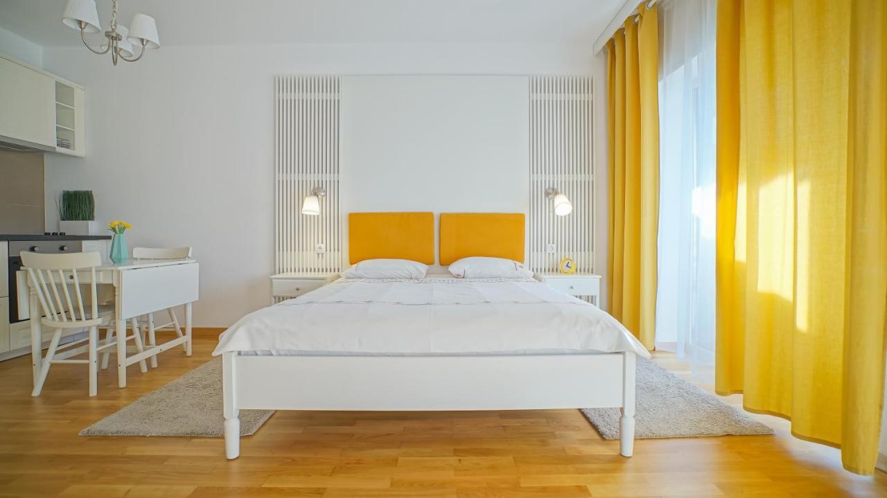 Downtown Premium Apartments Brasov Bagian luar foto