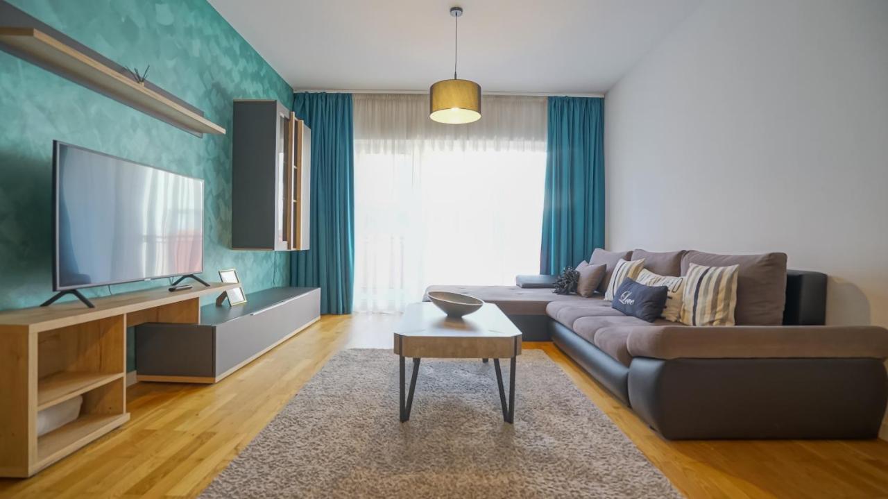Downtown Premium Apartments Brasov Bagian luar foto